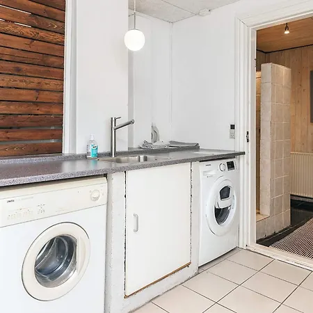 Nyaraló 5 Person In Tranekær