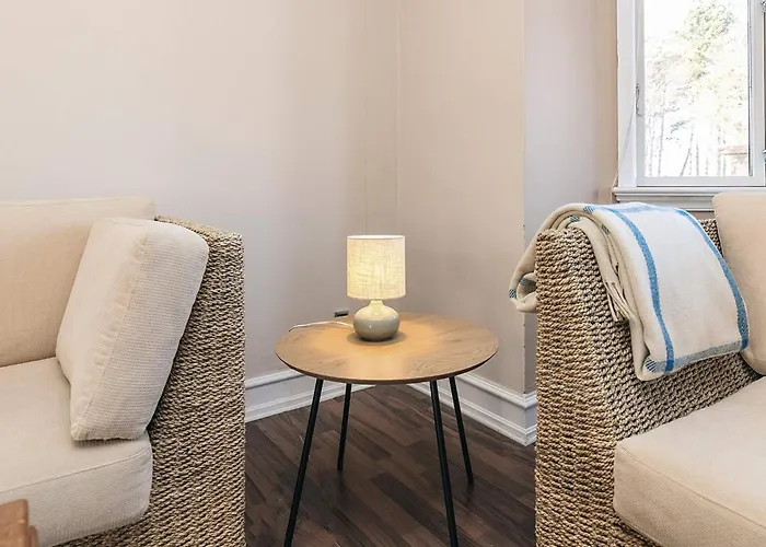 5 Person In Nyaraló